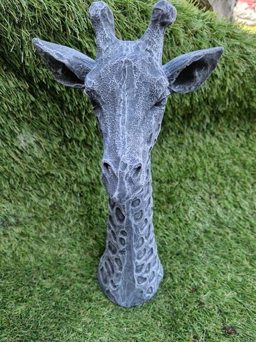 Garden ornament giraffe - garden,