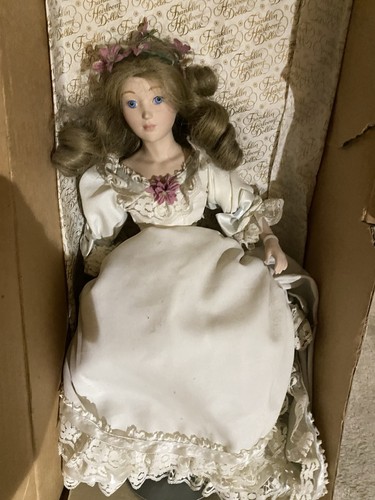 Franklin heirloom dolls box - dolls,