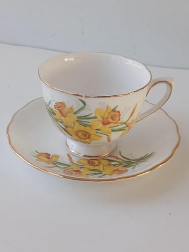 Royal vale vintage bone china - royal,