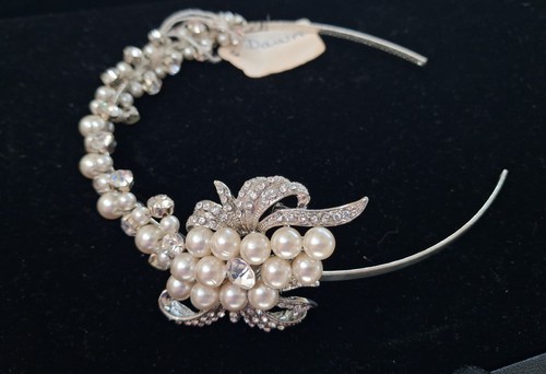 Vintage pearl diamanté - vintage,