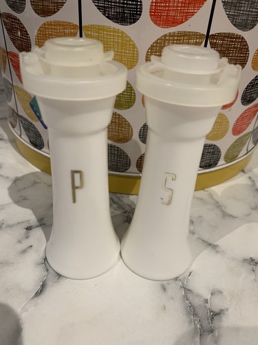 Vintage tupperware salt - vintage,