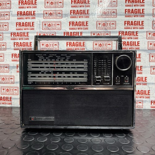 Vintage bush radio - vintage,