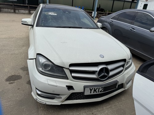 Mercedes class w204 coupe7 - c,