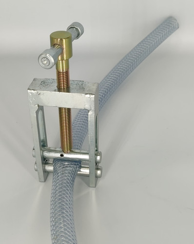 Heavy duty water pipe squeeze - water,