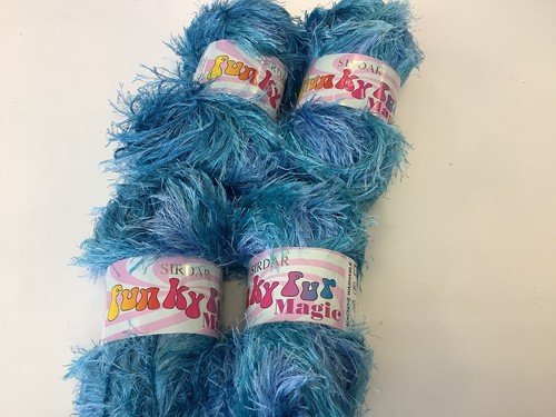 200g sirdar funky - 200g, magic