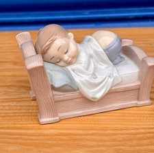 VINTAGE NAO BY LLADRÓ PORCELAIN FIGURINE ORNAMENT, SNUGGLE DREAMS 1504