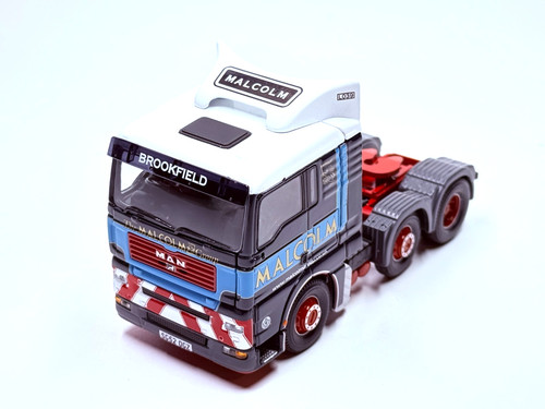 Corgi man tga - tga, truck