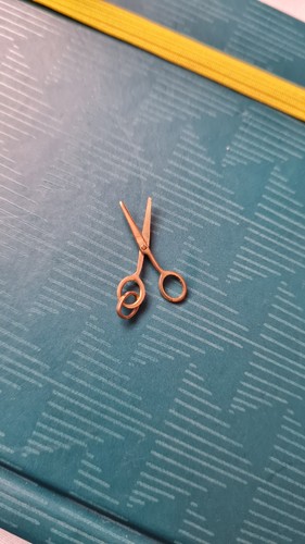9ct gold scissors charm - 9ct,