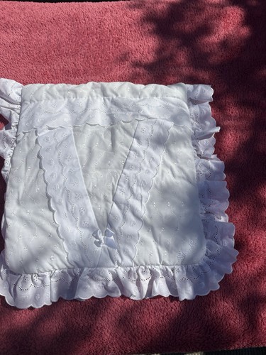 Silver cross doll - pram, quilt