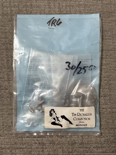 Mascot models tr6 - mascot,