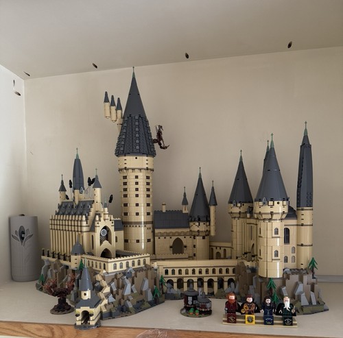 Lego hogwarts castle - lego,