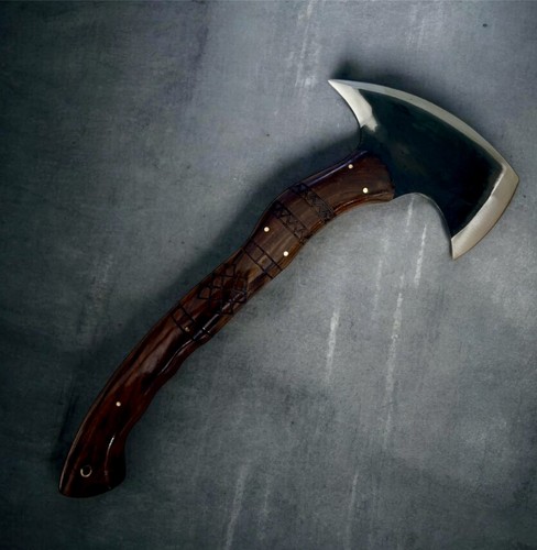 Hand forged steel hatchet - d2,