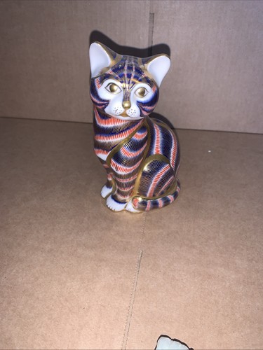 Royal crown derby - crown, imari
