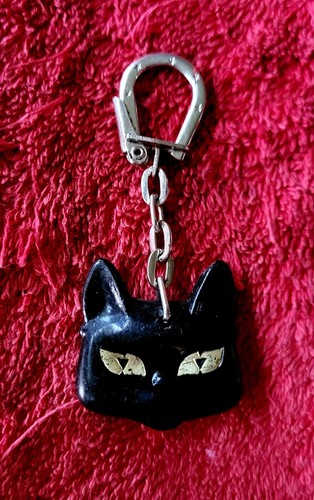 Sev marchal keyring 70s - keyring,