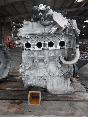 Engine toyota yaris - engine,