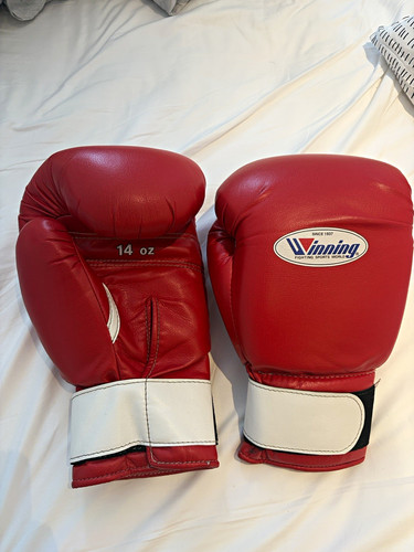 Winning boxing training gloves - winning,