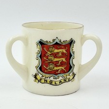 VINTAGE SWAN CRESTED CHINA