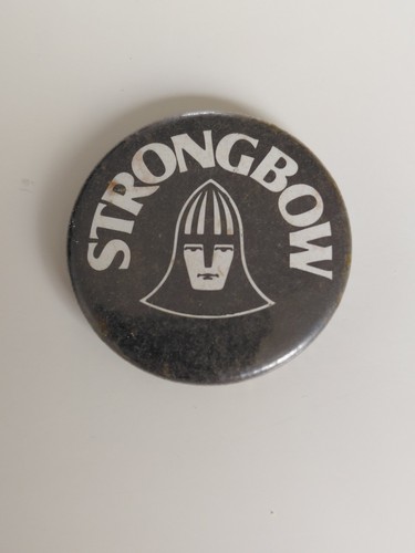 Strongbow cider pin badge - pin,