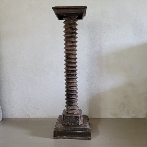 Antique french geometric - an,