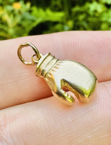Vintage solid 9ct gold - solid,