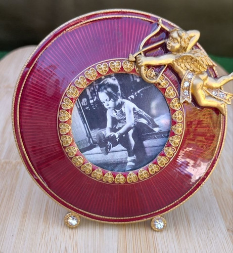 Round ruby red - ruby, photo