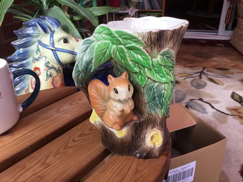 Vintage hornsea fauna vase - hornsea,