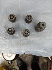 Set Of Locking Wheel