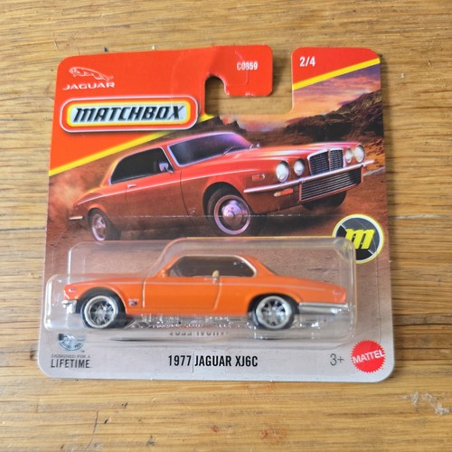 Matchbox 1977 jaguar - matchbox,