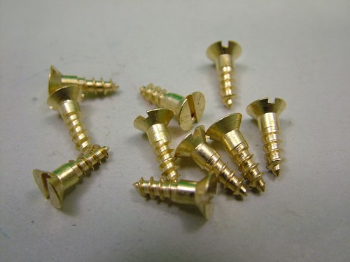Small solid brass screws,pack