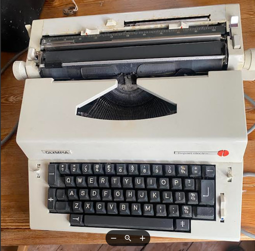 Vintage olympia reporter - olympia,