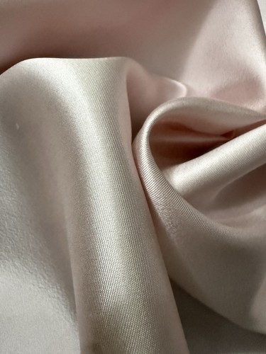 34momme 100 natural silk - 100%,