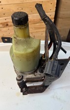 Volvo power steering pump -