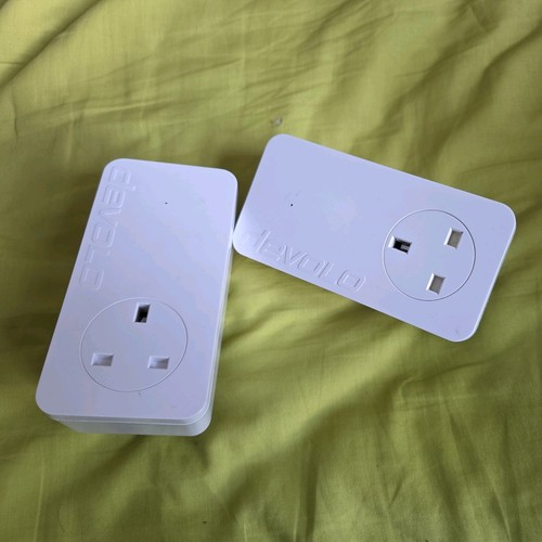 Devolo powerline adaptors - ,
