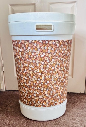 Vintage 1970s laundry bin - 1970s,