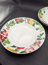 5 Waterside Fine Bone China