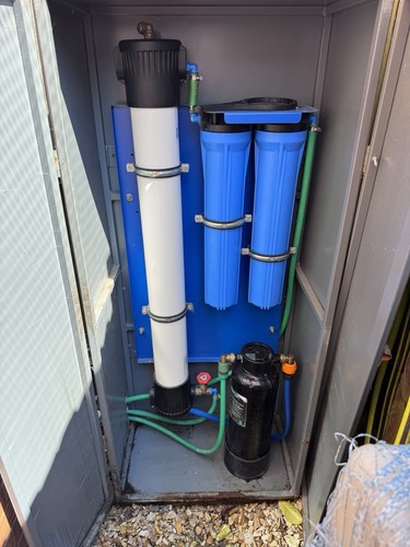 Water fed pole window - pole,