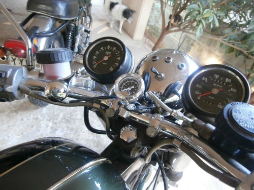 Triumph bonneville t120 t140 - t120,