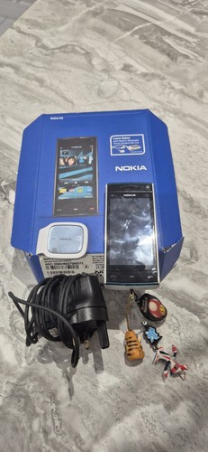 Nokia vintage mobile - x6,