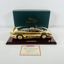 Maisto 1/18 Scale Diecast 22ct Gold Plated Jaguar XJ220 338/10000