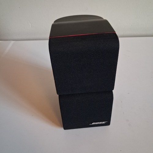 Bose black red line - black,