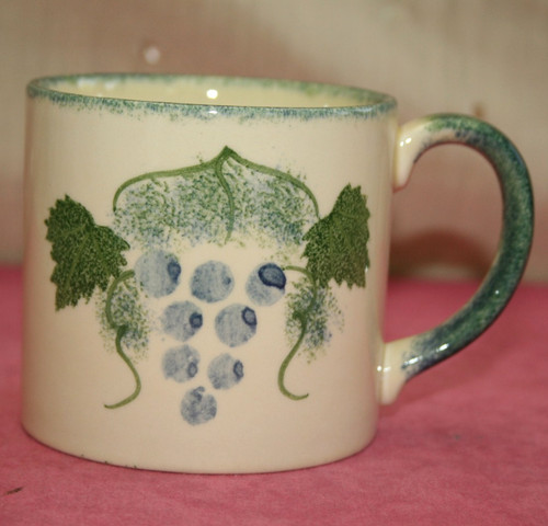 Poole pottery mug - mug,, grapevine