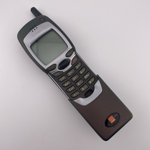 Vintage nokia 7110e - nokia,