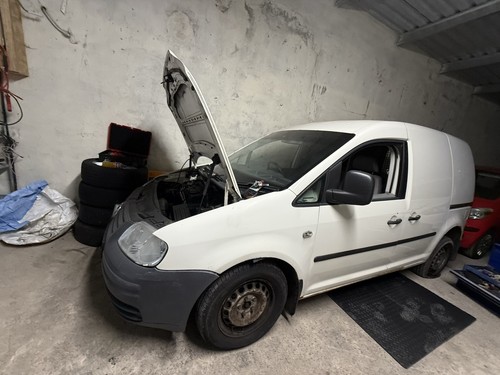 Caddy for breaking - for,