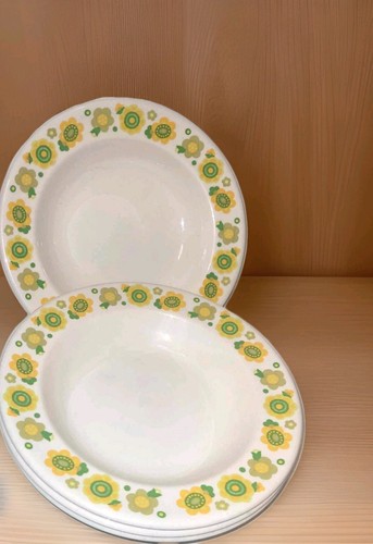 Sampson bridgwood yellow - 4x,
