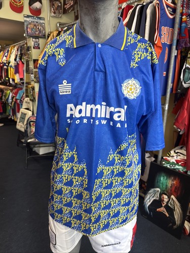 Genuine vintage leeds united - vintage,