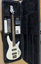 Ibanez SR 300EB, Hard Case
