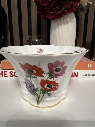 Vintage ashley planter bone - ashley,