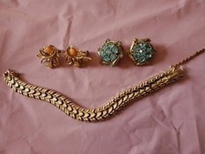 Beautiful Vtge Jewel craft