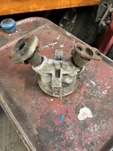 T25 steering box joint - steering,