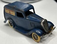 TRI-ANG MINIC FORD LIGHT VAN